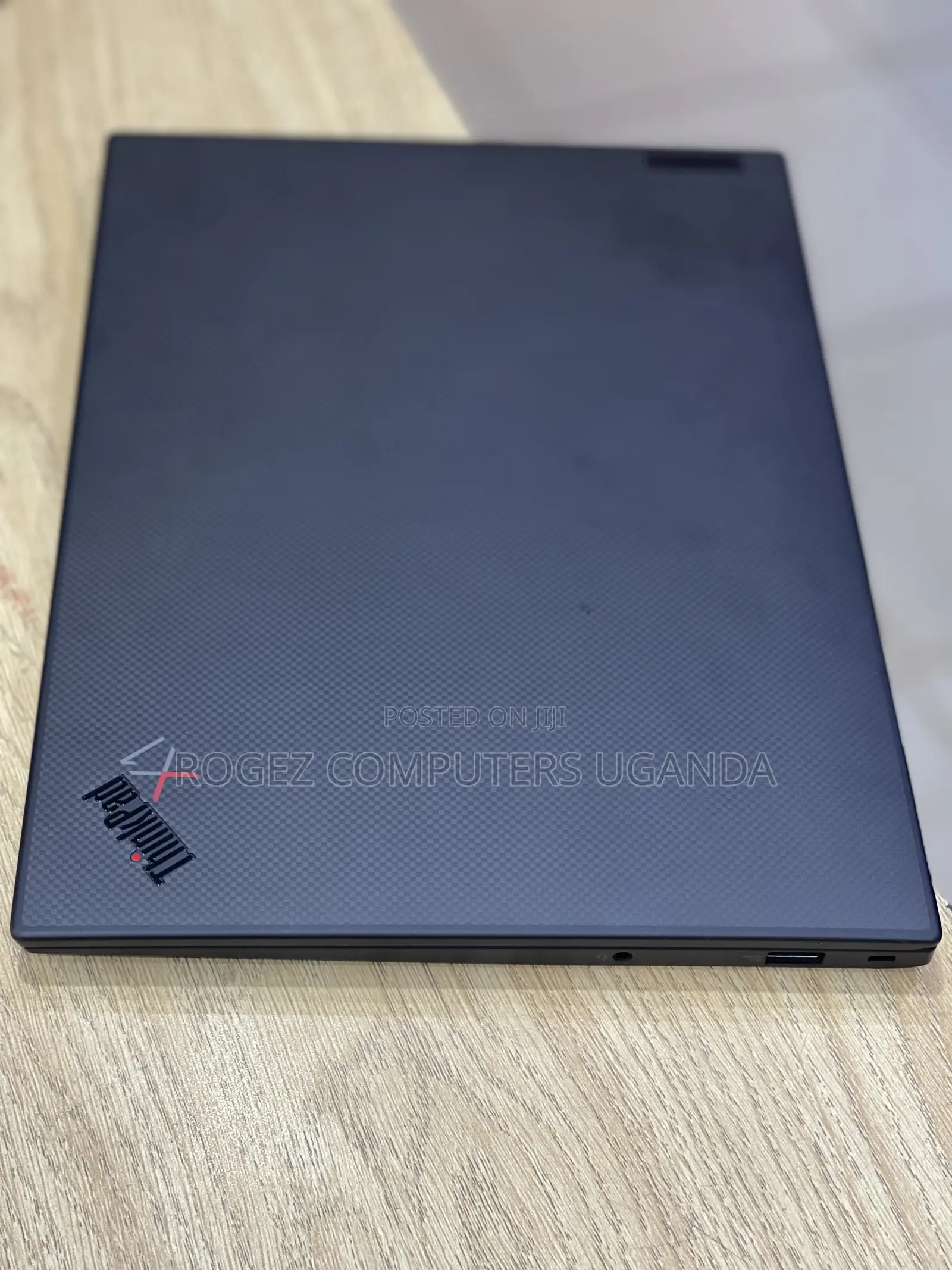New Laptop Lenovo ThinkPad X1 Carbon Gen11 16GB Intel Core I7 SSD 512GB