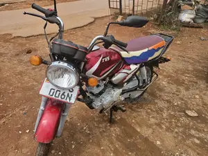 TVS HLX 125 2023 Red