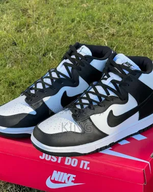 Loxy Nike Dunk High Retro Men's