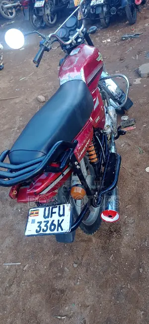 Bajaj Boxer 2021 Red
