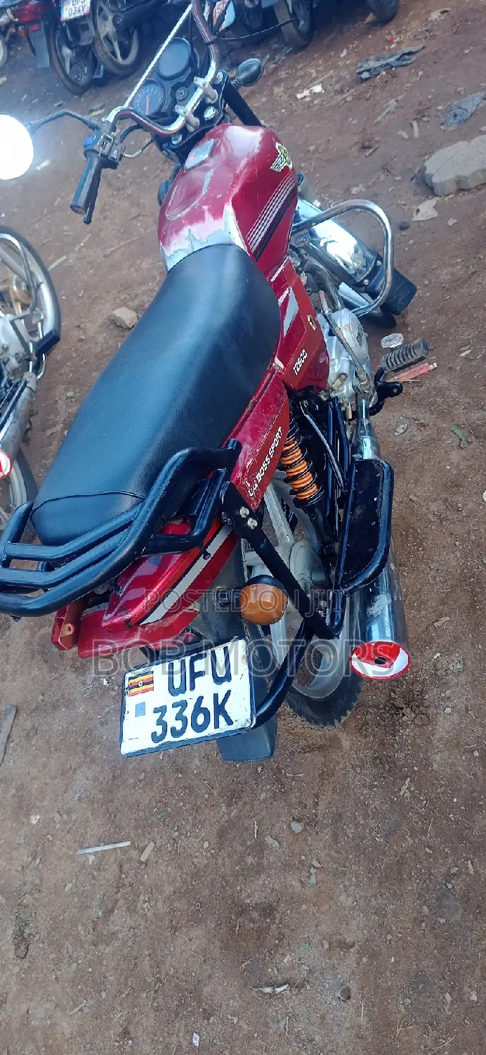 Bajaj Boxer 2021 Red