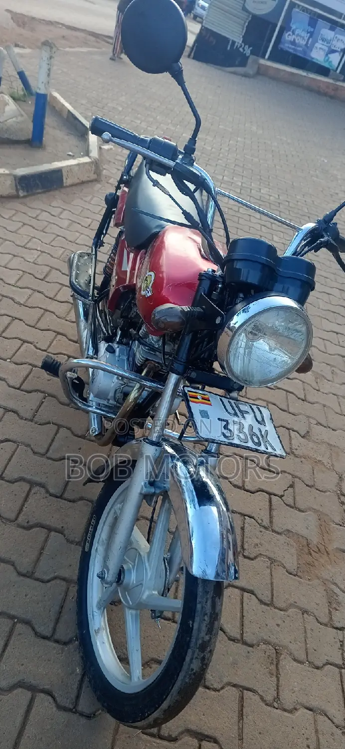 Bajaj Boxer 2021 Red