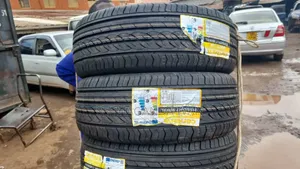 215/55r17 Centara