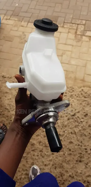 Master Cylinder for Noah Voxy 2010