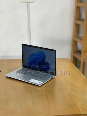 New Laptop Asus X451CA 8GB Intel Core I7 SSD 256GB