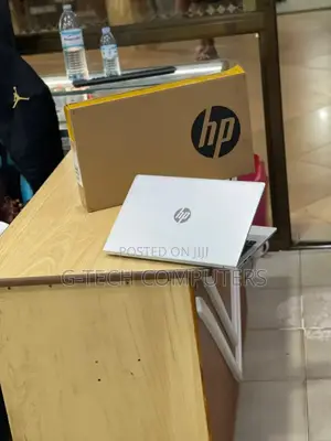 New Laptop HP ProBook 450 G8 8GB Intel Core I5 SSD 512GB