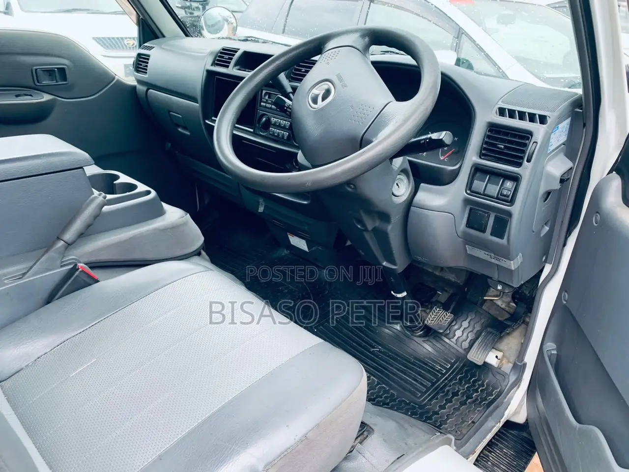 Mazda Bongo 2015 White