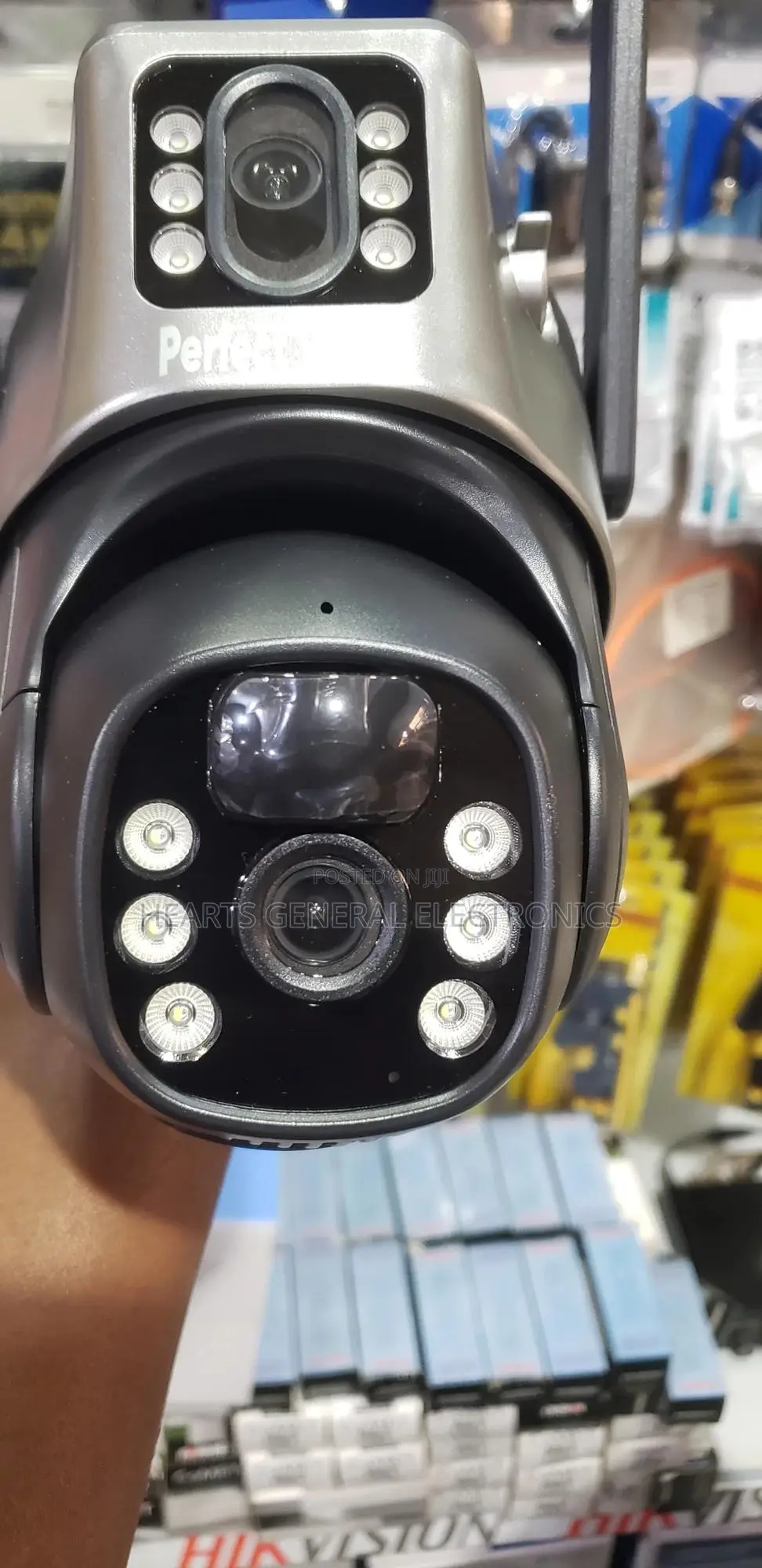 WIFI Solar PTZ Camera ( Smart View / Works on Phone )