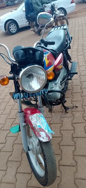 Bajaj CT 110X 2021 Red