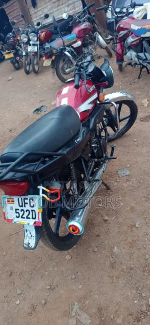 Hero Hunter 125 2021 Red