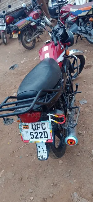 Hero Hunter 125 2021 Red