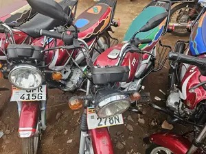 TVS HLX 125 2022 Red