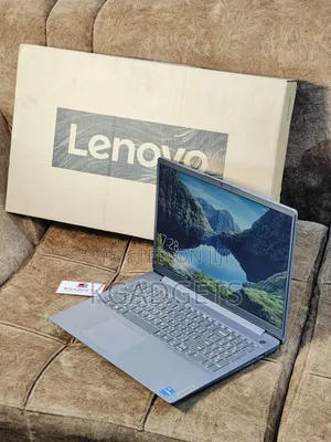 Laptop Lenovo IdeaPad Z585 8GB Intel Core I5 HDD+SSD 256GB