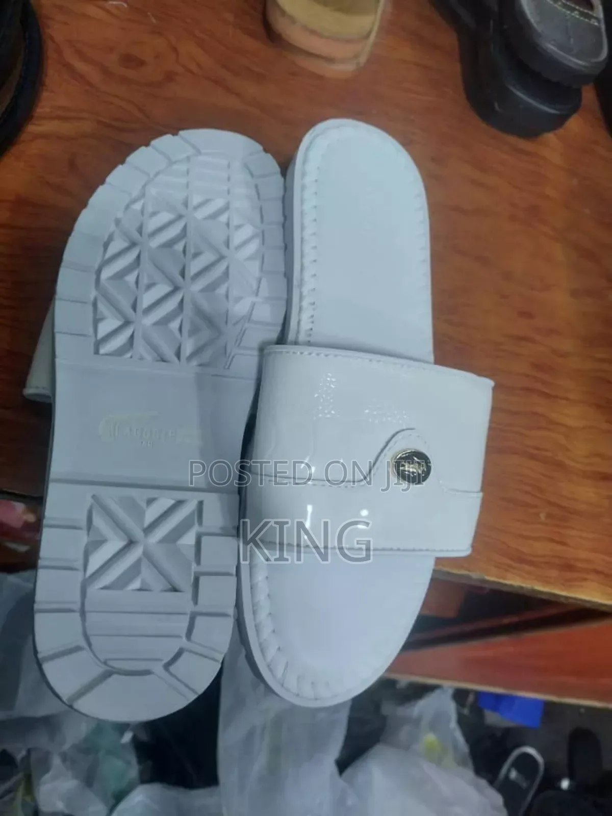 Modish Leisure Leather Sandals