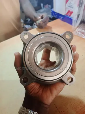 Front Hub Bearings for Land Cruiser V8 (2017)