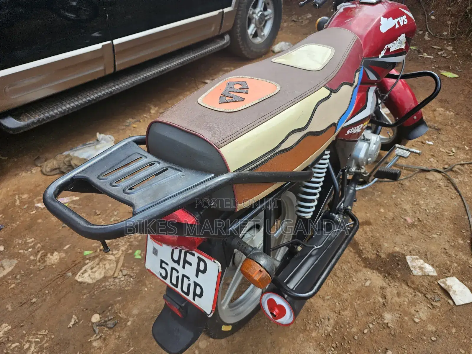 TVS HLX 125 2022 Red