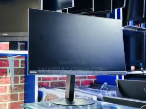 Monitor Lenovo 22 Inch Screen Ips Vga Hdmi Dp Walnt One Year