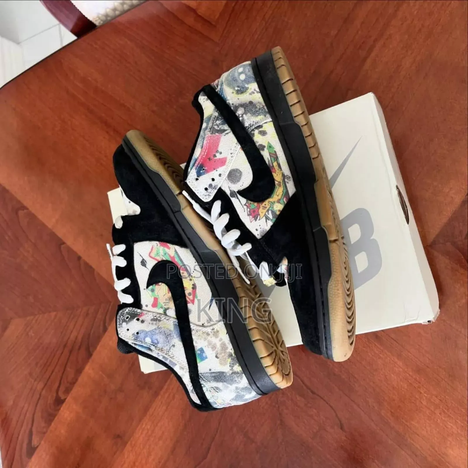 Iconic Nike SB Dunk Low "Supreme Rammellzee"