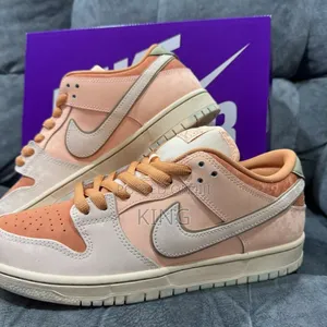 Elite Nike SB Dunk Low Trocadéro Gardens