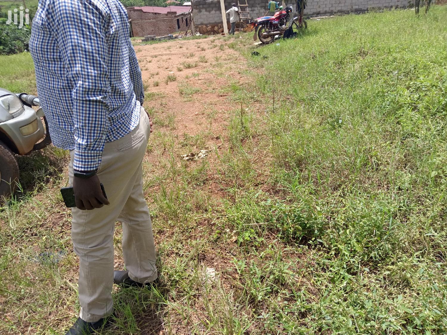 Kira Stunning Plot Near Thevmainb Road on Sell