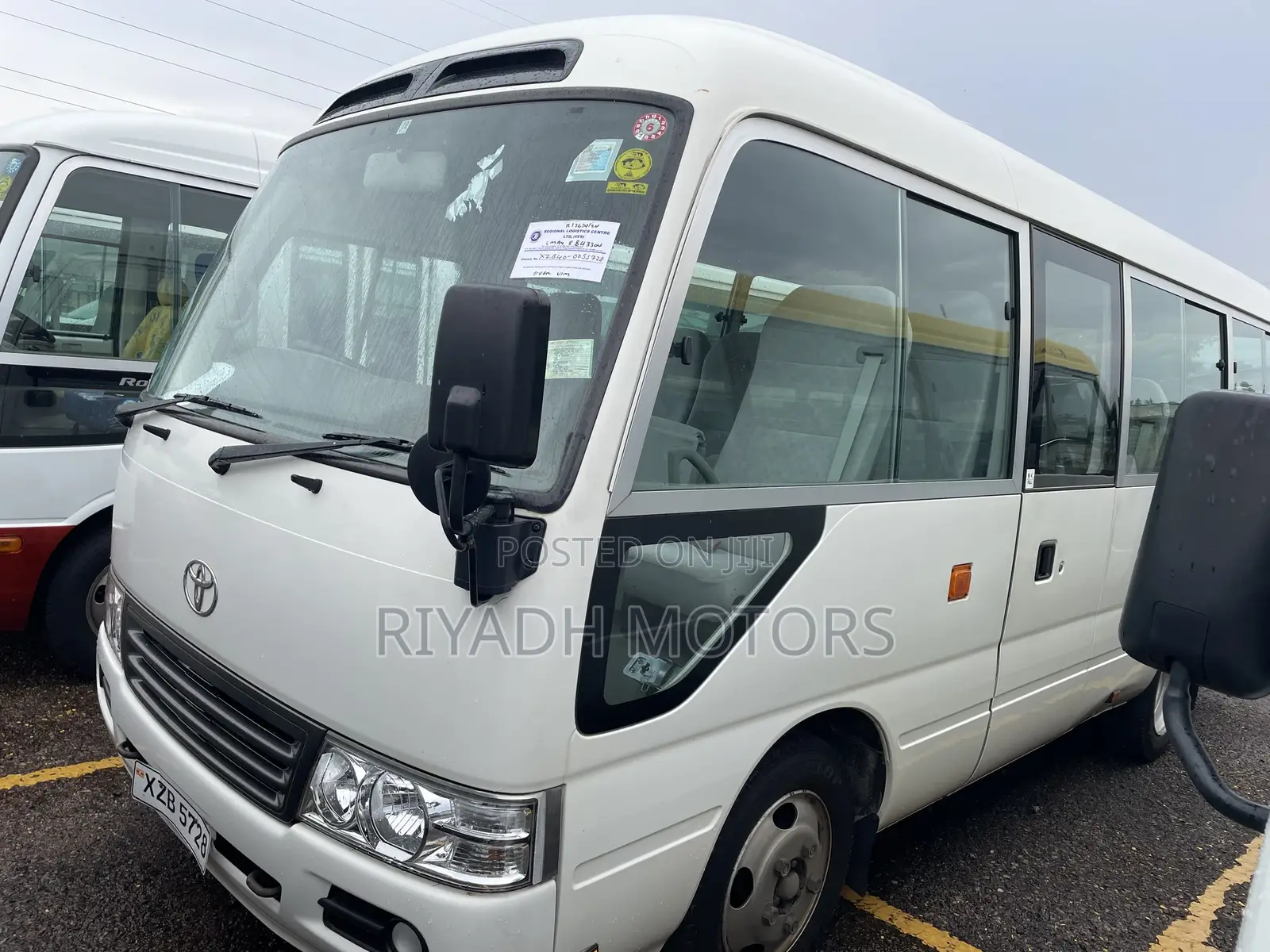 Toyota Coaster 2016 Silver