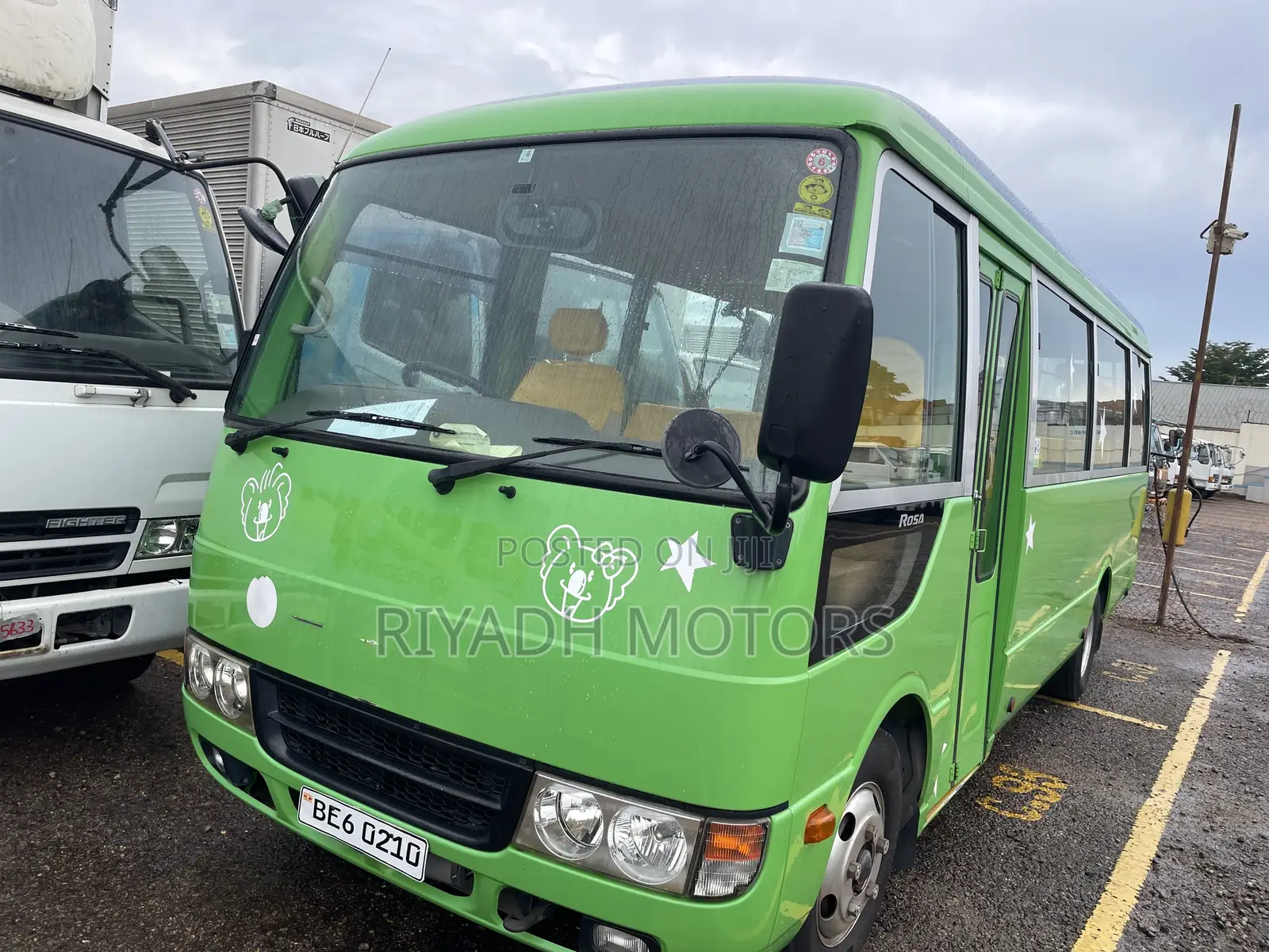 Mitsubishi Fuso Rosa 2015 Green