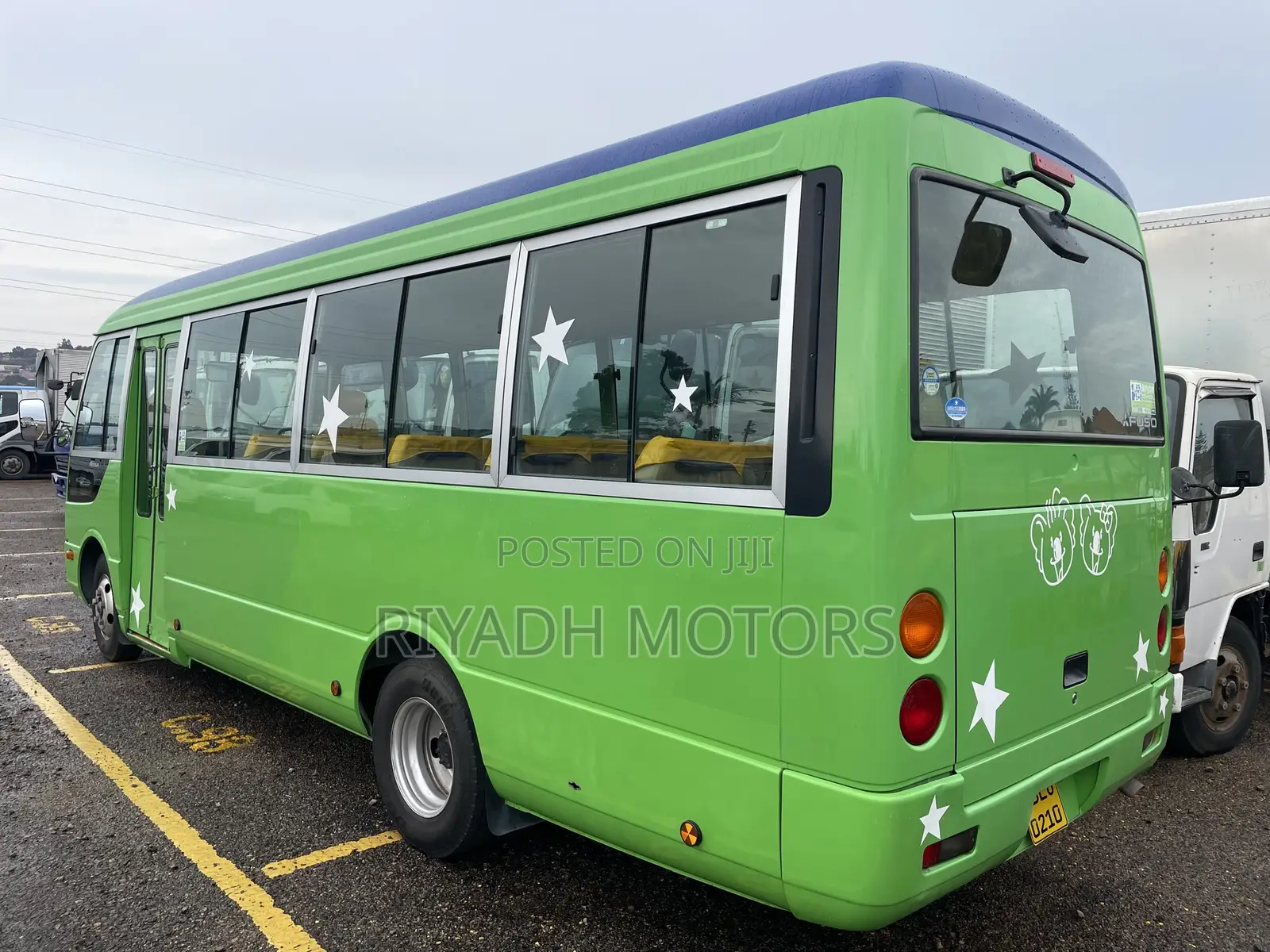 Mitsubishi Fuso Rosa 2015 Green