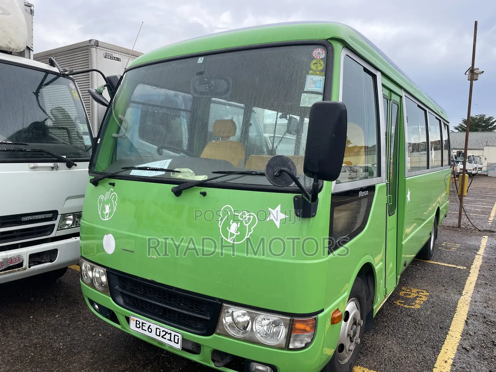 Mitsubishi Fuso Rosa 2015 Green