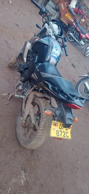 TVS Apache 180 RTR 2021 Black