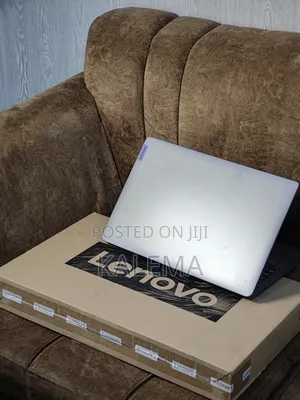 Laptop Lenovo IdeaPad S10-2 8GB Intel Core i3 HDD 500GB