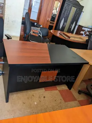 Executive Office Table/Office Reading Desks