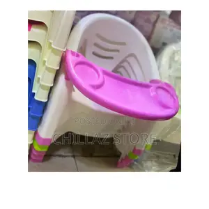 Plastic Kids Feeding Chair.