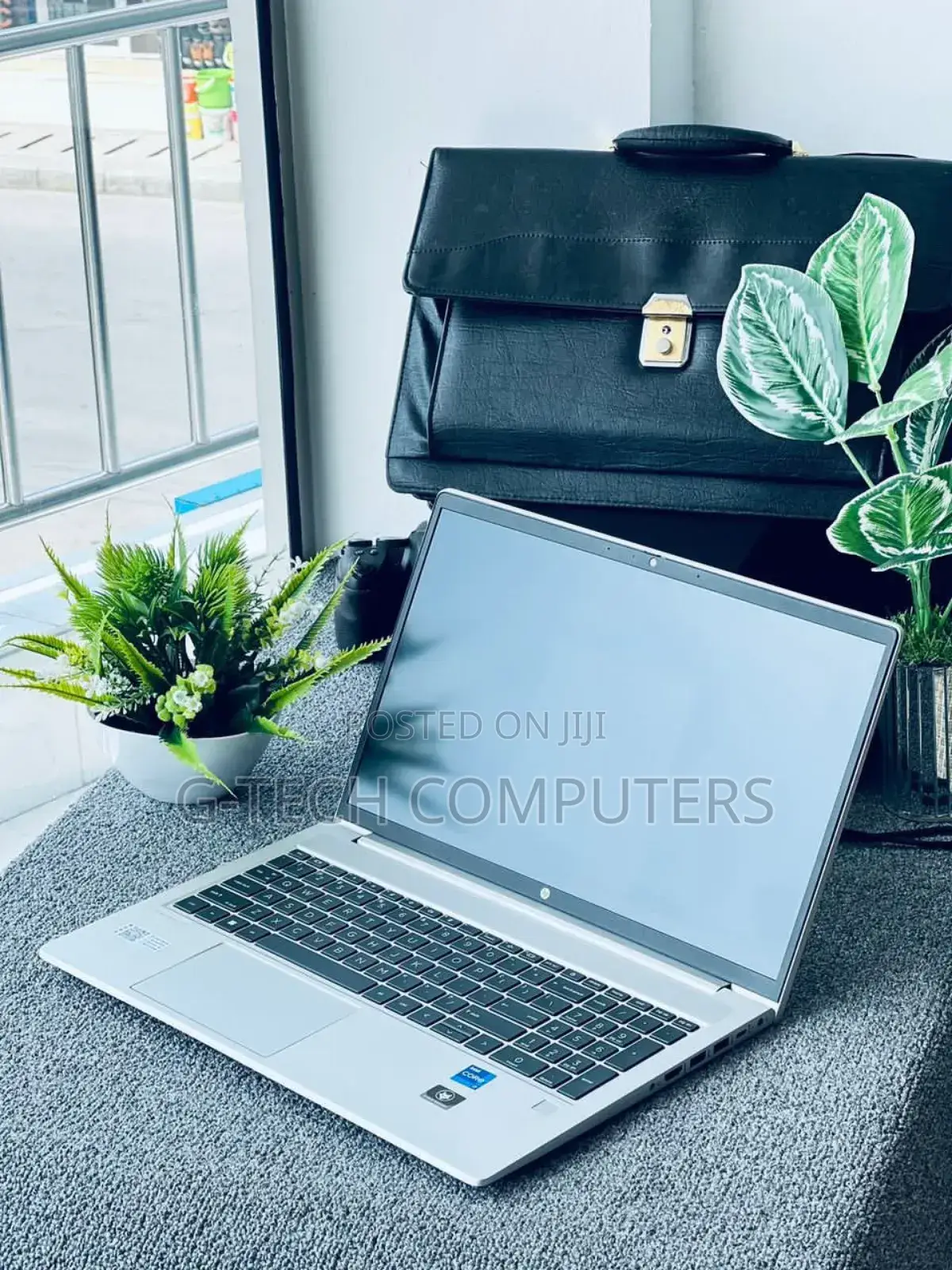 New Laptop HP EliteBook 830 G5 8GB Intel Core I5 SSD 512GB