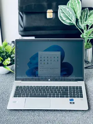 New Laptop HP EliteBook 830 G5 8GB Intel Core I5 SSD 512GB