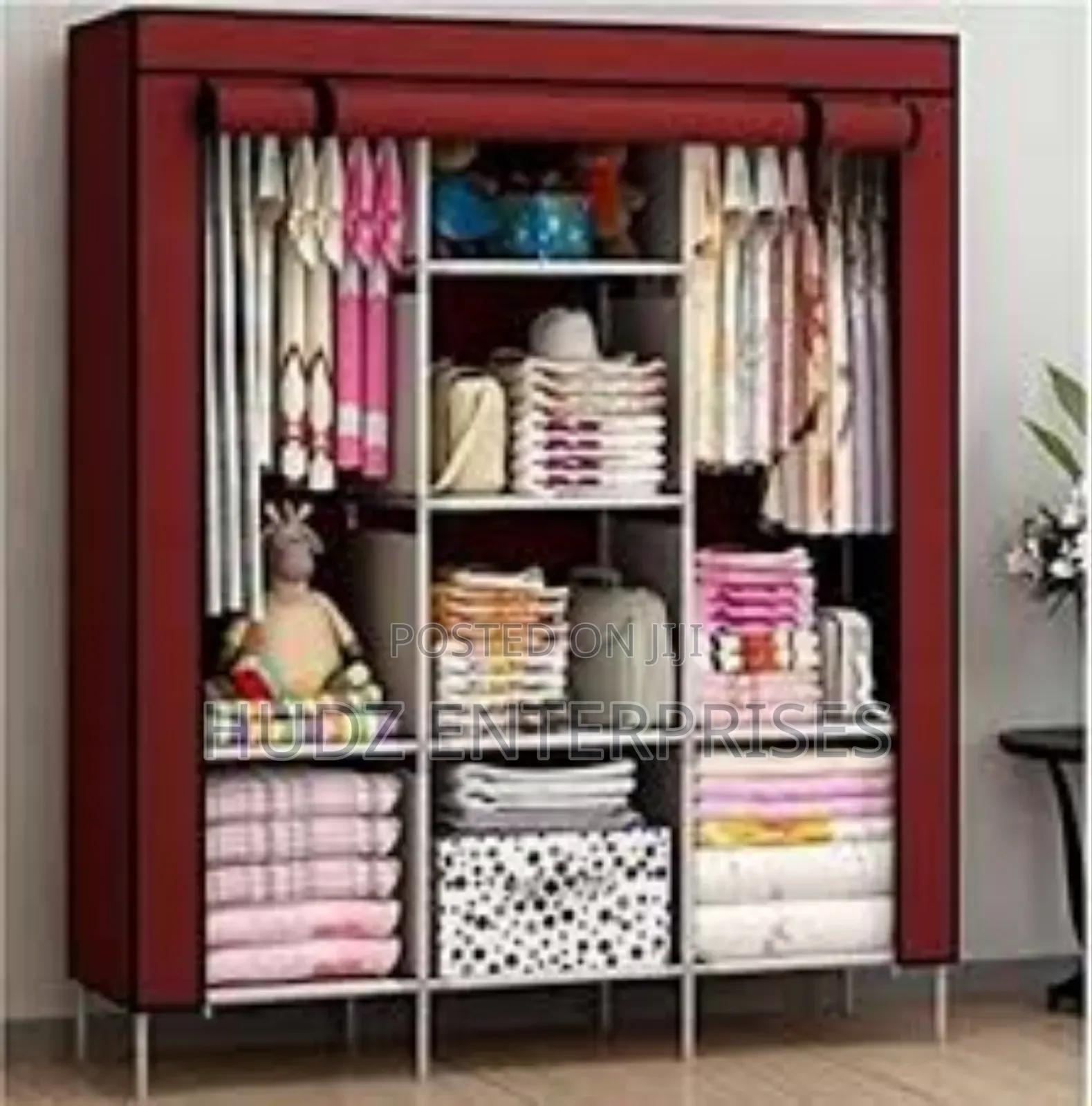 3columns Wooden Closet