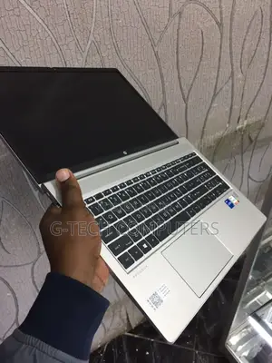 New Laptop HP ProBook 430 G7 16GB Intel Core I7 SSD 256GB