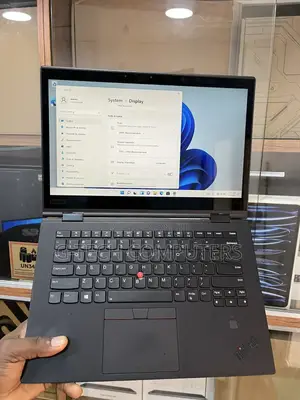 New Laptop Lenovo Thinkpad X1 Yoga 8GB Intel Core I5 SSD 256GB