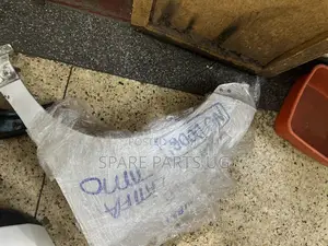 Toyota IST 2007 - 2019 Fender ( Etama )