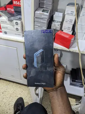 New Samsung Galaxy Z Flip6 512 GB Silver