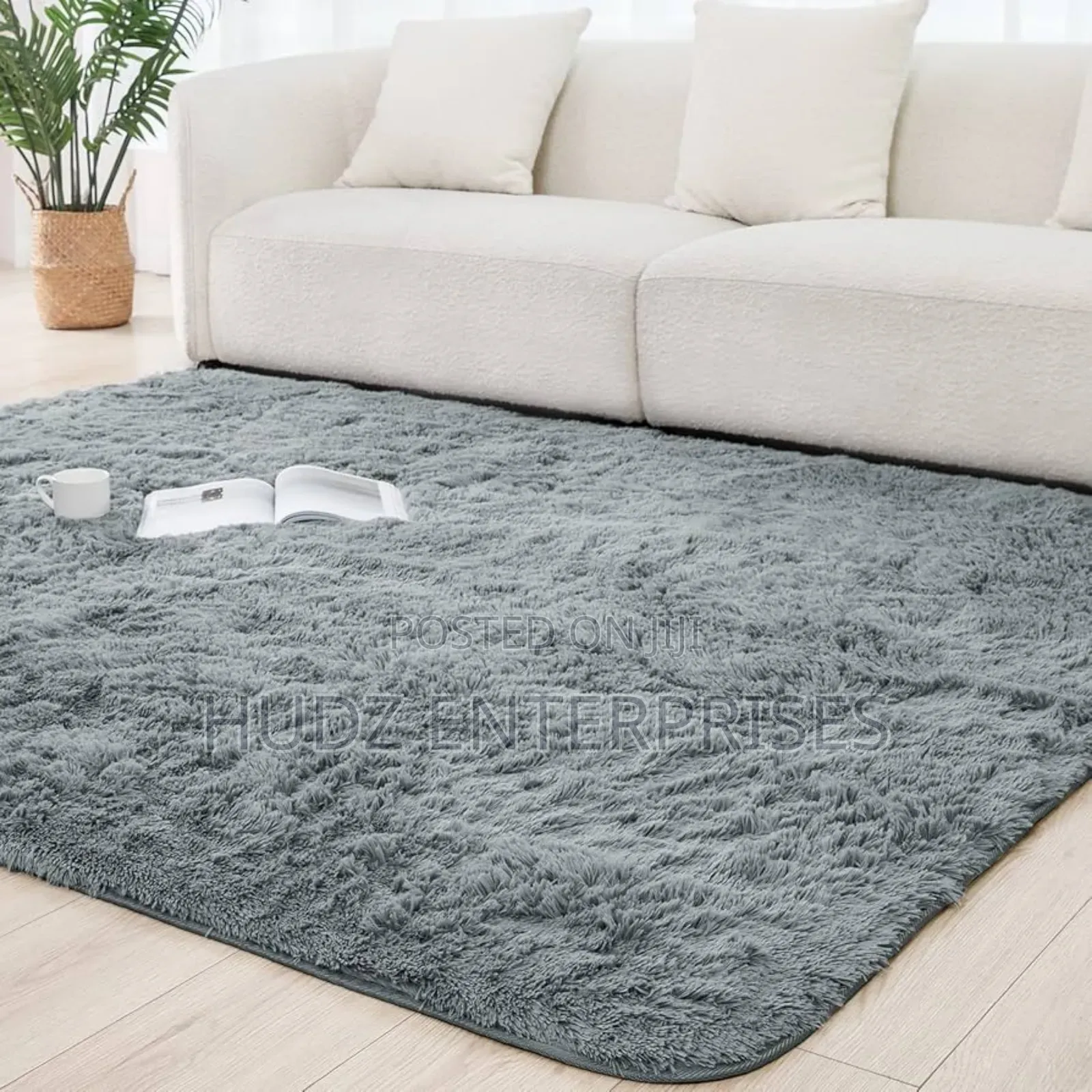 Fluffy Center Carpet Medium Size 1.5by 2meters