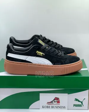 Verified PUMA Suede Platform Black Sneakers