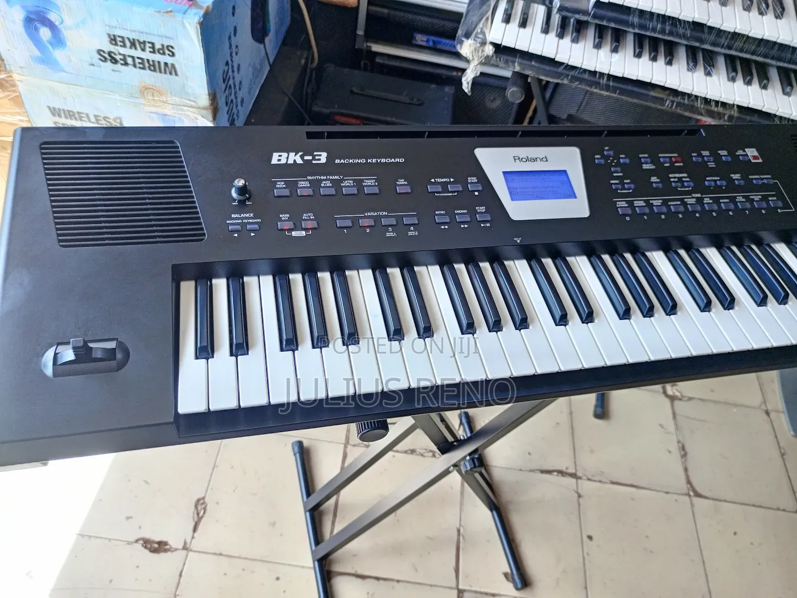 Roland Bk-3 Backing Keyboard