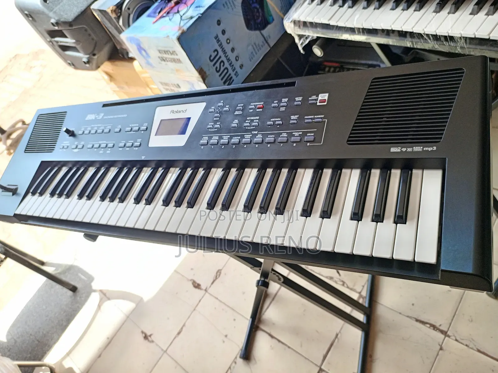 Roland Bk-3 Backing Keyboard