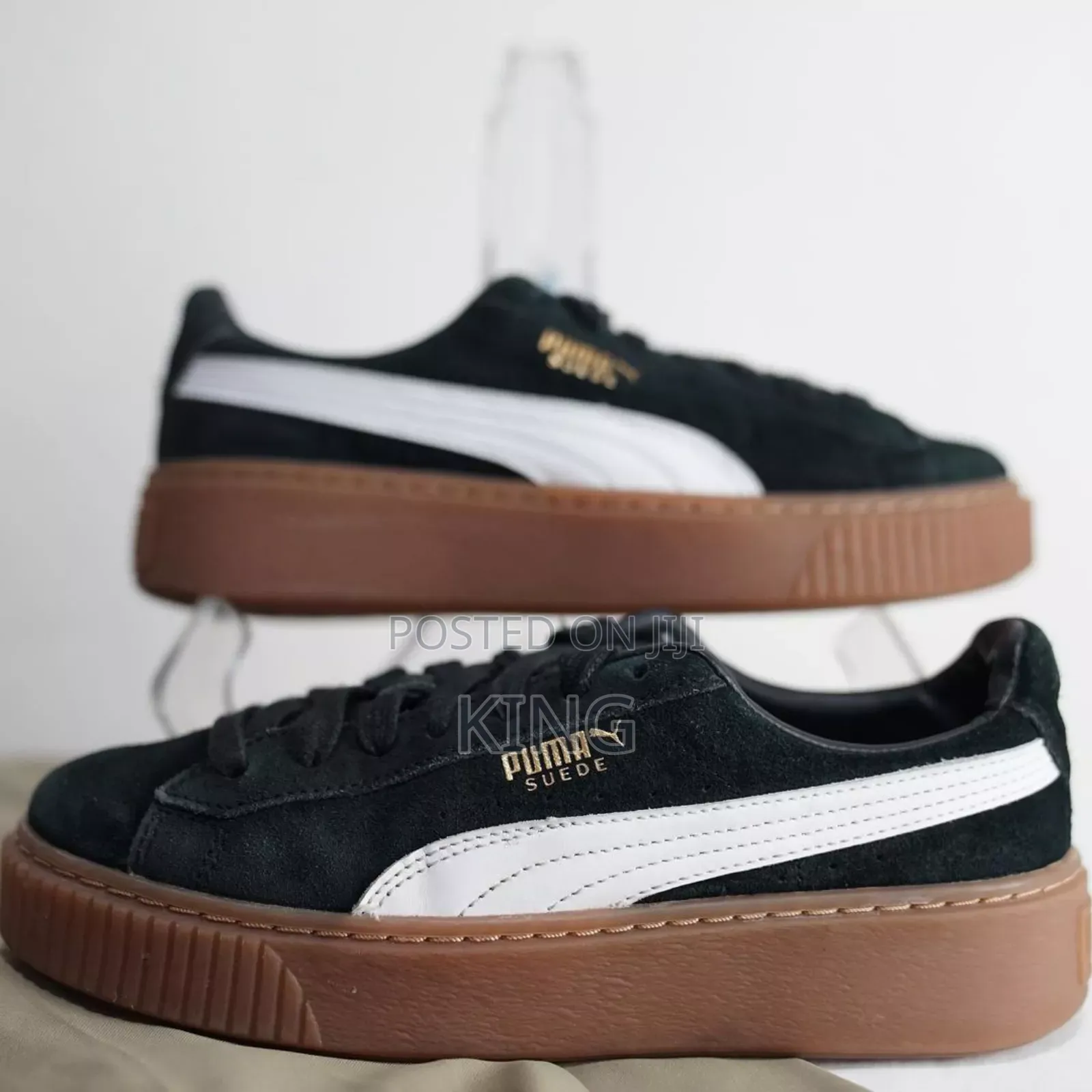 Credited PUMA Suede Platform Black Sneakers