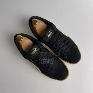 Comfy PUMA Suede Platform Black Sneakers