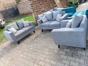 Simple Sofa Set