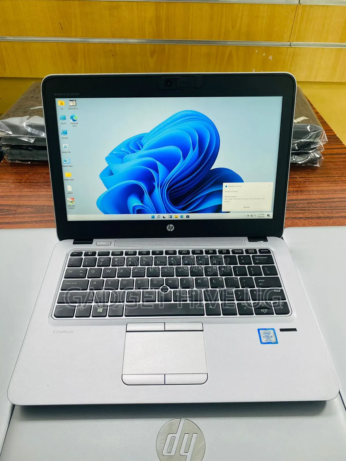 Laptop HP EliteBook 820 G3 8GB Intel Core I5 SSD 256GB