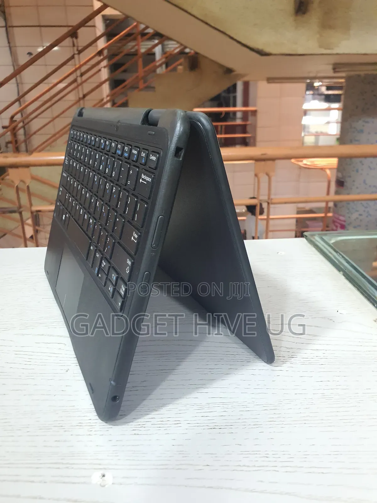 Laptop Dell Latitude 3189 4GB Intel Pentium SSD 128GB