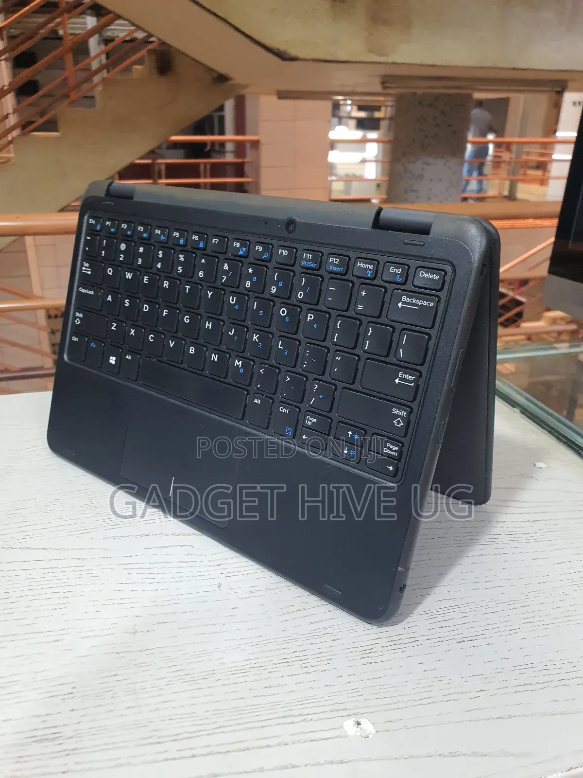 Laptop Dell Latitude 3189 4GB Intel Pentium SSD 128GB