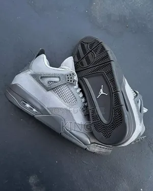Loftus Air Jordan 4 Retro SE "Wet Cement''